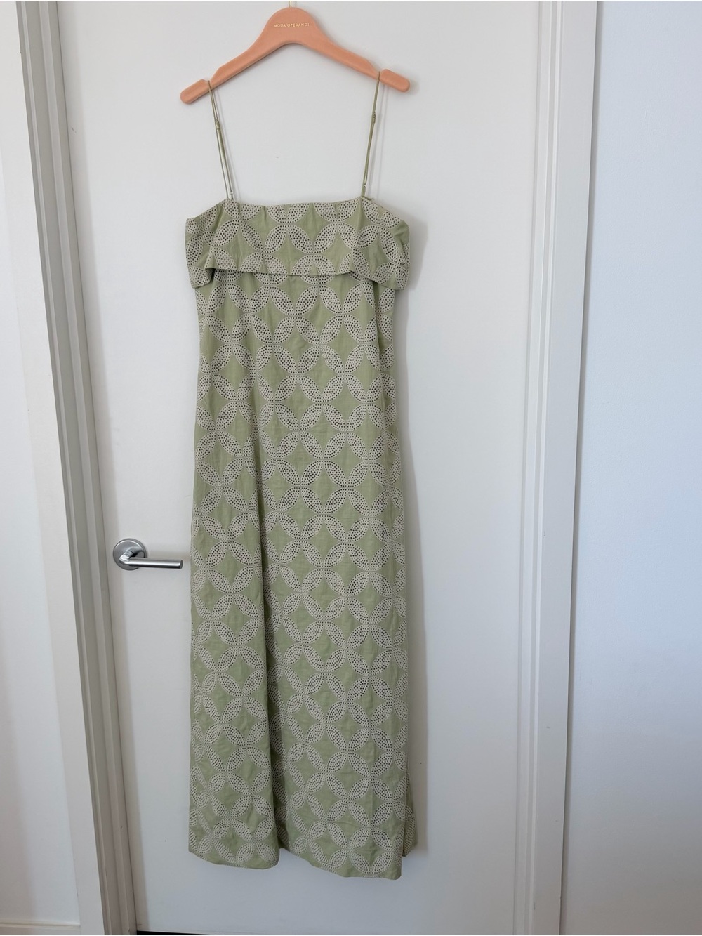Faithfull the Brand Bea Broderie Dress - Picture 4 of 10